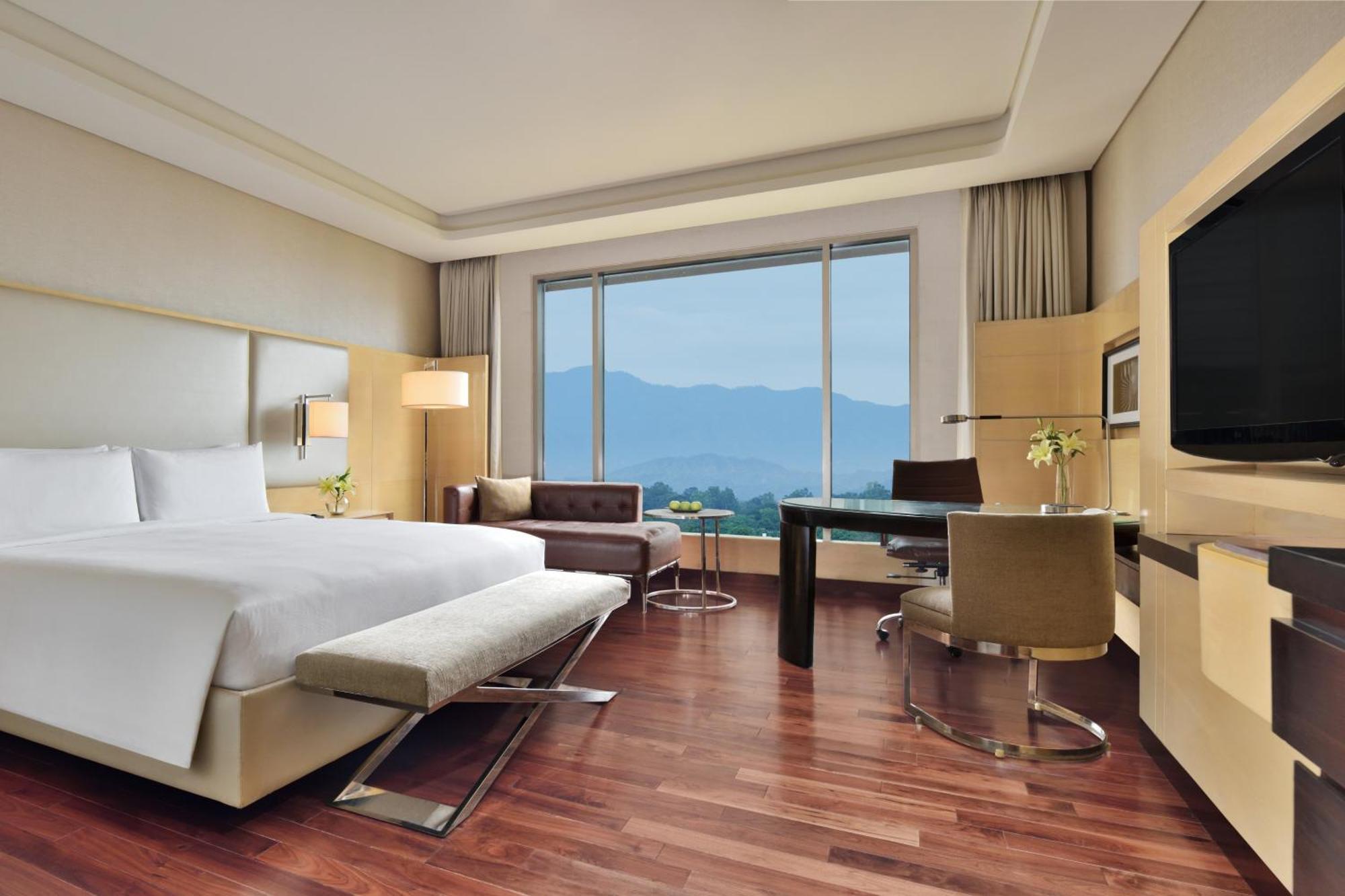 Jw Marriott Hotel Chandigarh Bagian luar foto